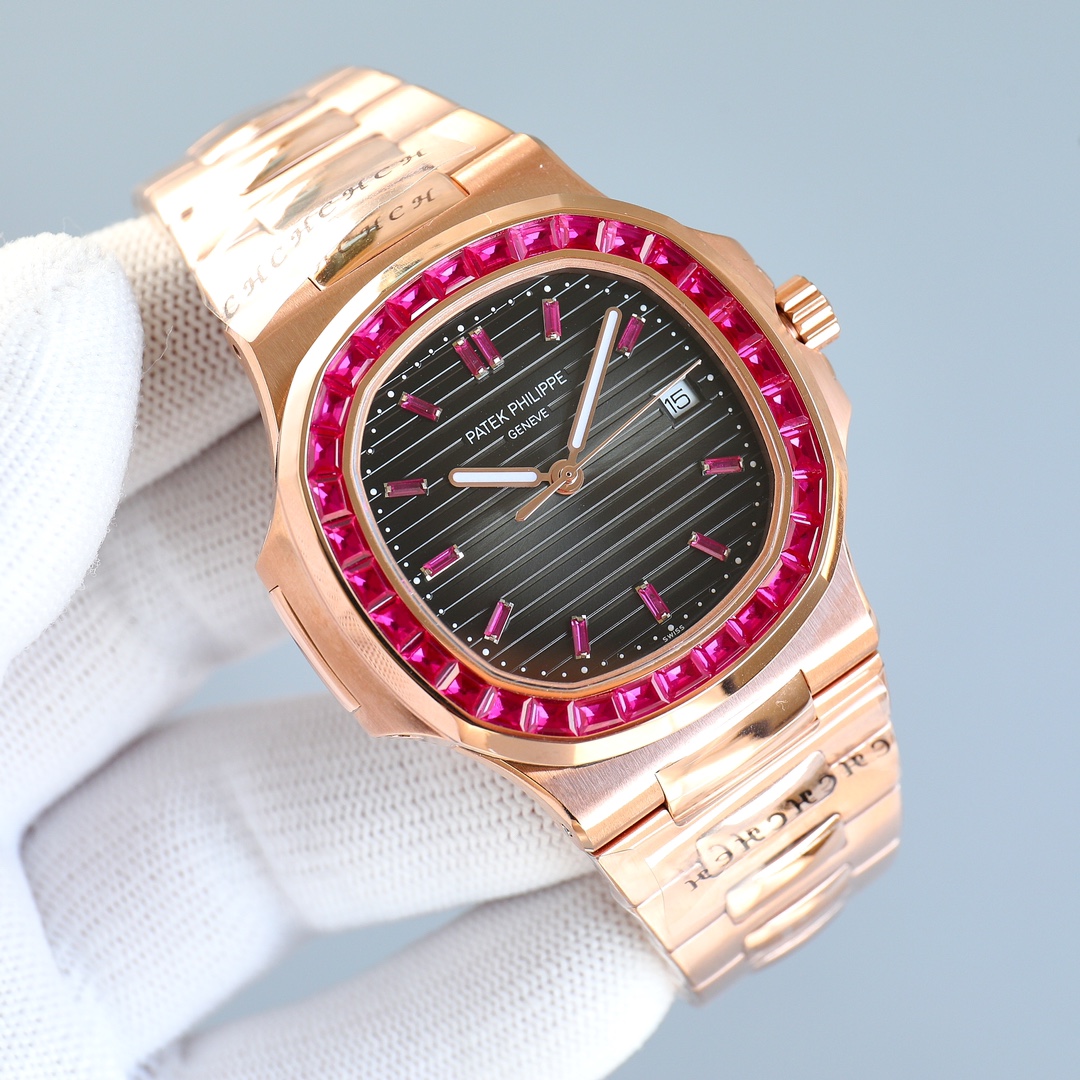 Patek Philippe Elegant Sports Series 5711/1A Nautilus Watch Patek Philippe Elegant Sports Series 5711/1A Nautilus Watch