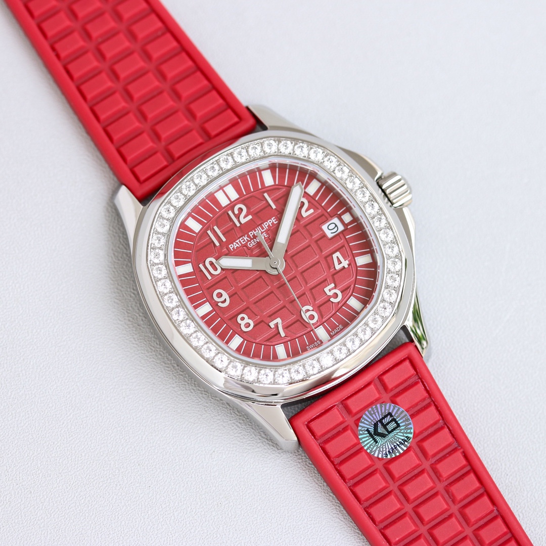 Patek Philippe 5067A Quartz Women’s Watch Patek Philippe 5067A Quartz Women’s Watch