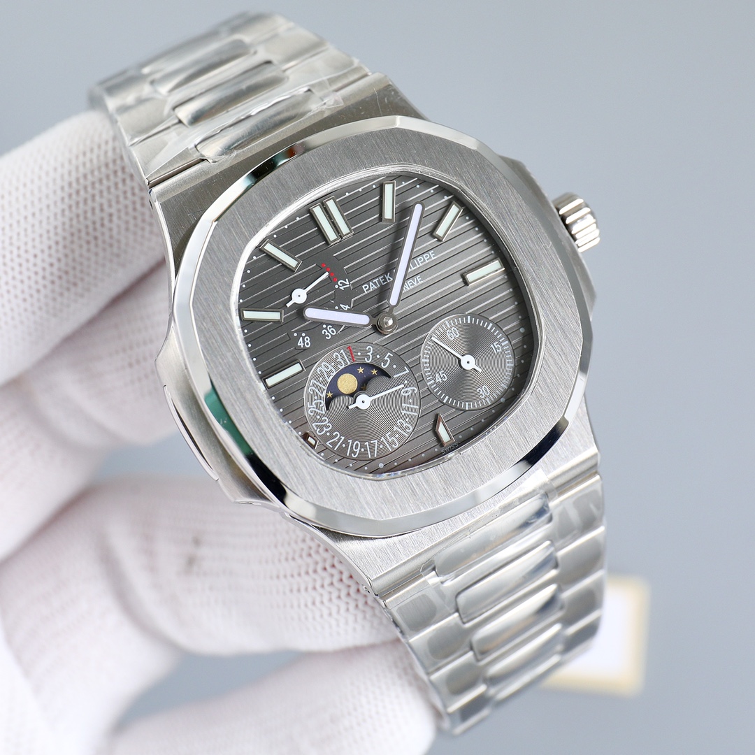 Patek Philippe Nautilus 5712/1A-001 Multi-function Watch Patek Philippe Nautilus 5712/1A-001 Multi-function Watch