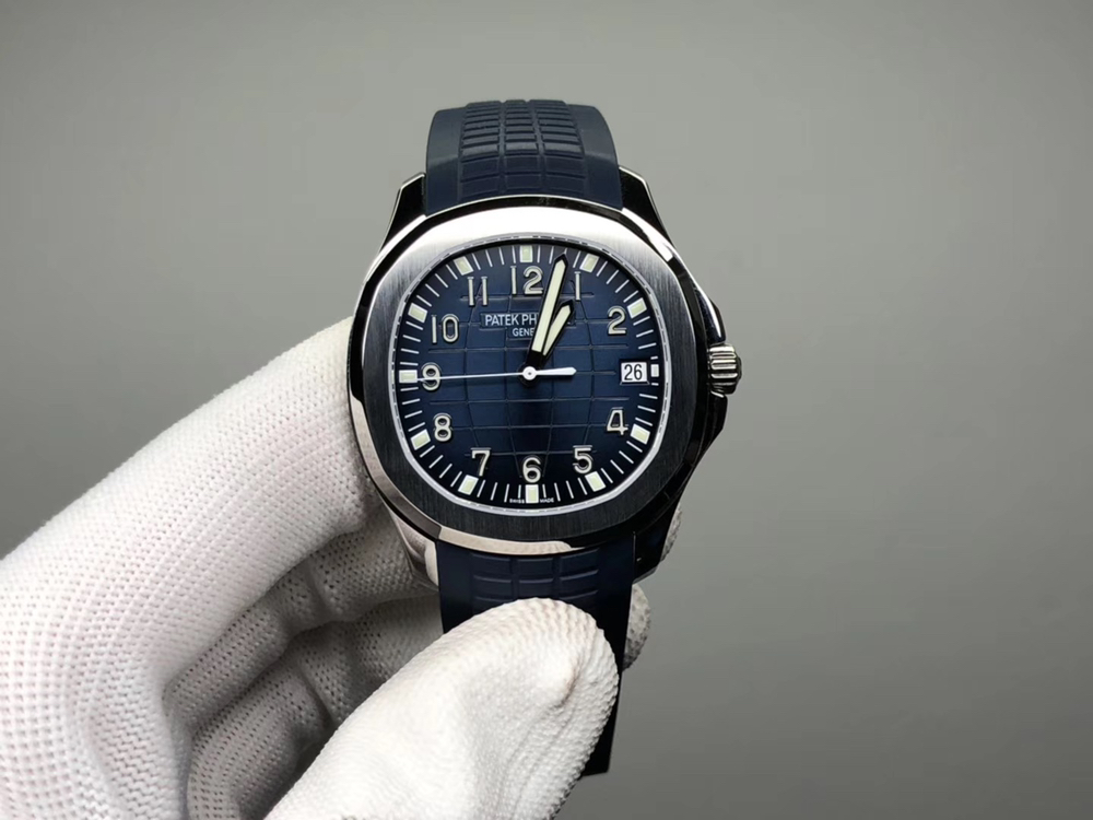 Patek Philippe 5067A Quartz Watch Patek Philippe 5067A Quartz Watch