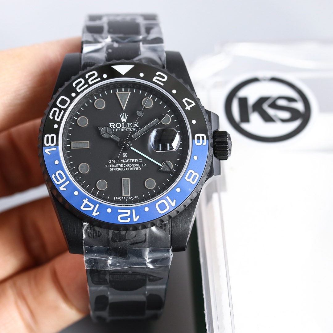 Black Shell Rolex GMT Master Series Black Shell Rolex GMT Master Series