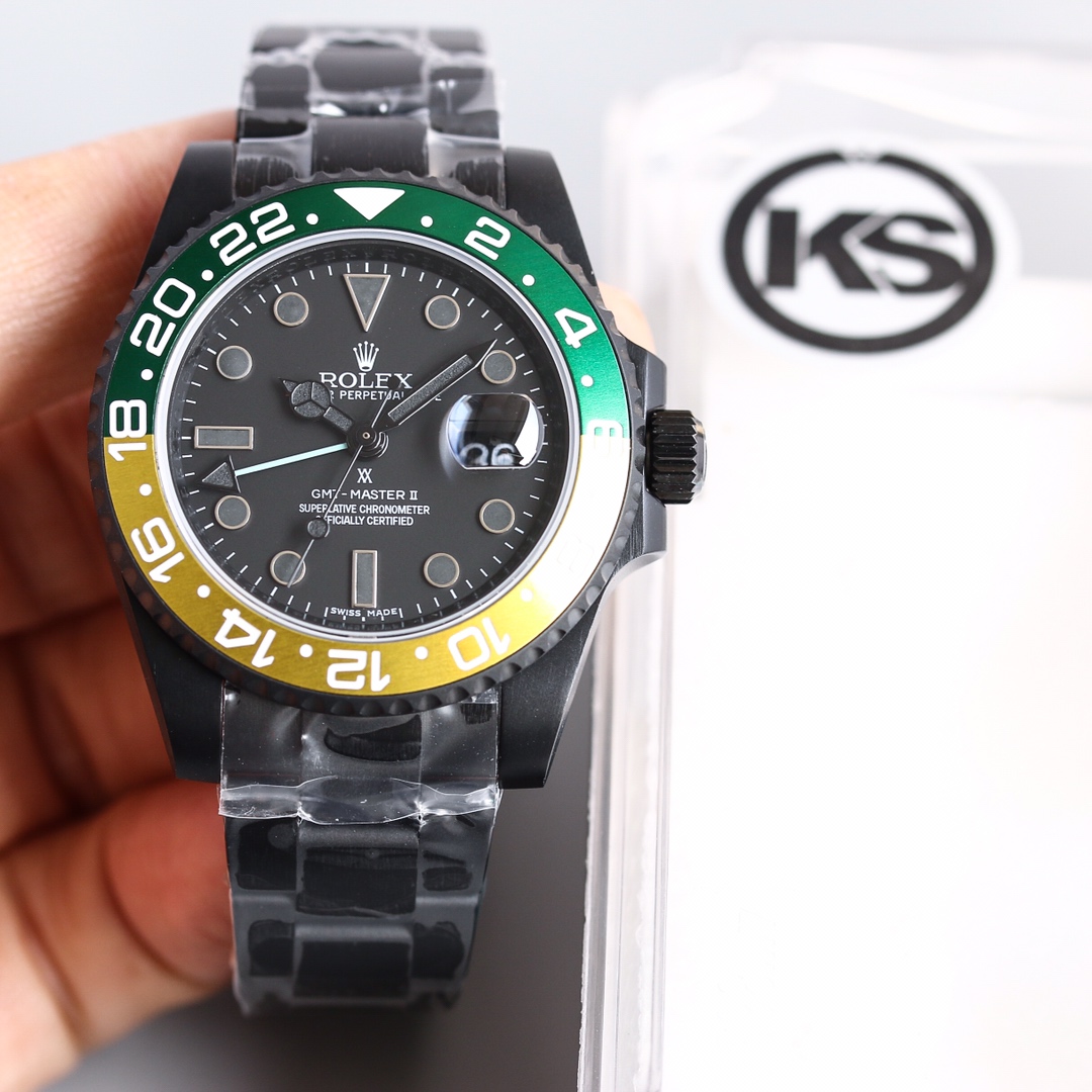 Black Shell Rolex GMT Master Series Black Shell Rolex GMT Master Series