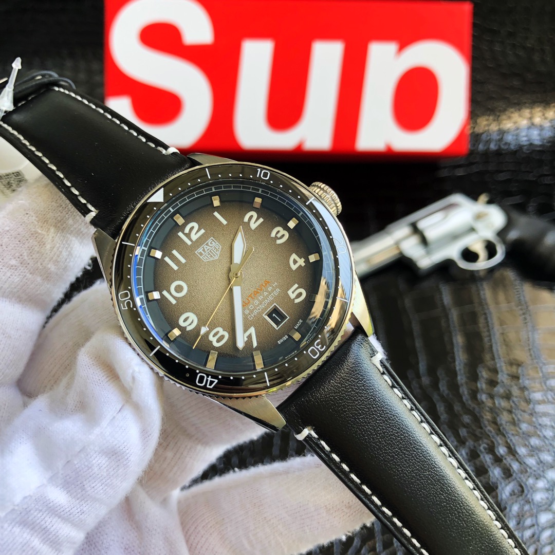 TAG Heuer Autavia Series Wristwatch TAG Heuer Autavia Series Wristwatch