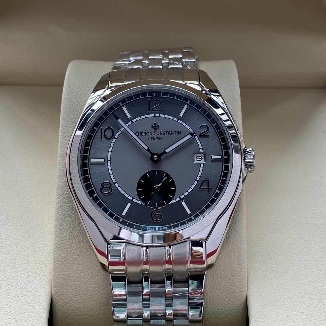 Vacheron Constantin Overseas Collection Men’s Fine Watch Vacheron Constantin Overseas Collection Men’s Fine Watch