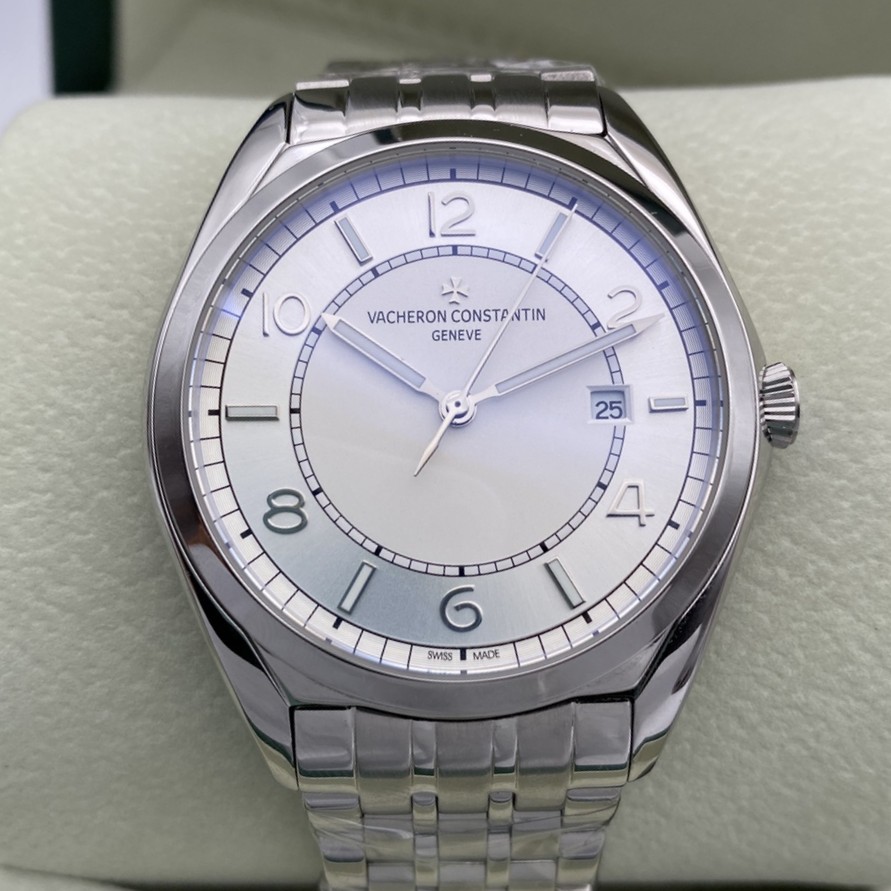 Vacheron Constantin Quai de l’Ile Collection Men’s Luxury Watch Vacheron Constantin Quai de l’Ile Collection Men’s Luxury Watch