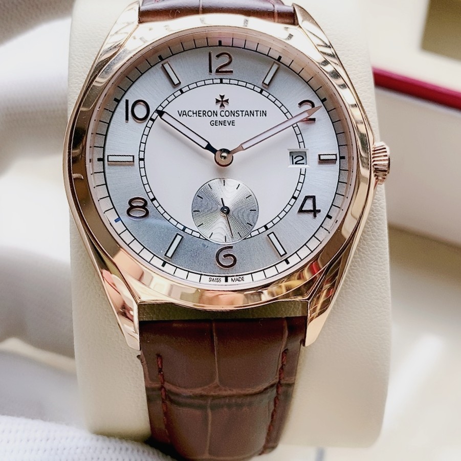 Vacheron Constantin Quai de l’Ile Collection Men’s Luxury Watch Vacheron Constantin Quai de l’Ile Collection Men’s Luxury Watch
