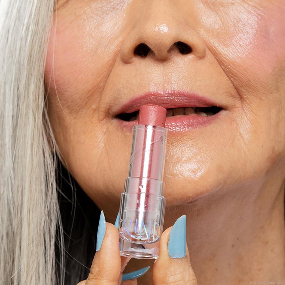 Balm Labial Kind Beauty Todo dia FPS 20 FPUVA 7 6 g Balm Labial Kind Beauty Todo dia FPS 20 FPUVA 7 6 g