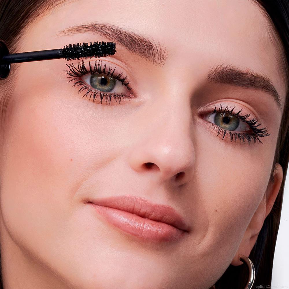 Máscara para Cílios Volume Alongado Lancôme Monsieur Big Black 3 g Máscara para Cílios Volume Alongado Lancôme Monsieur Big Black 3 g