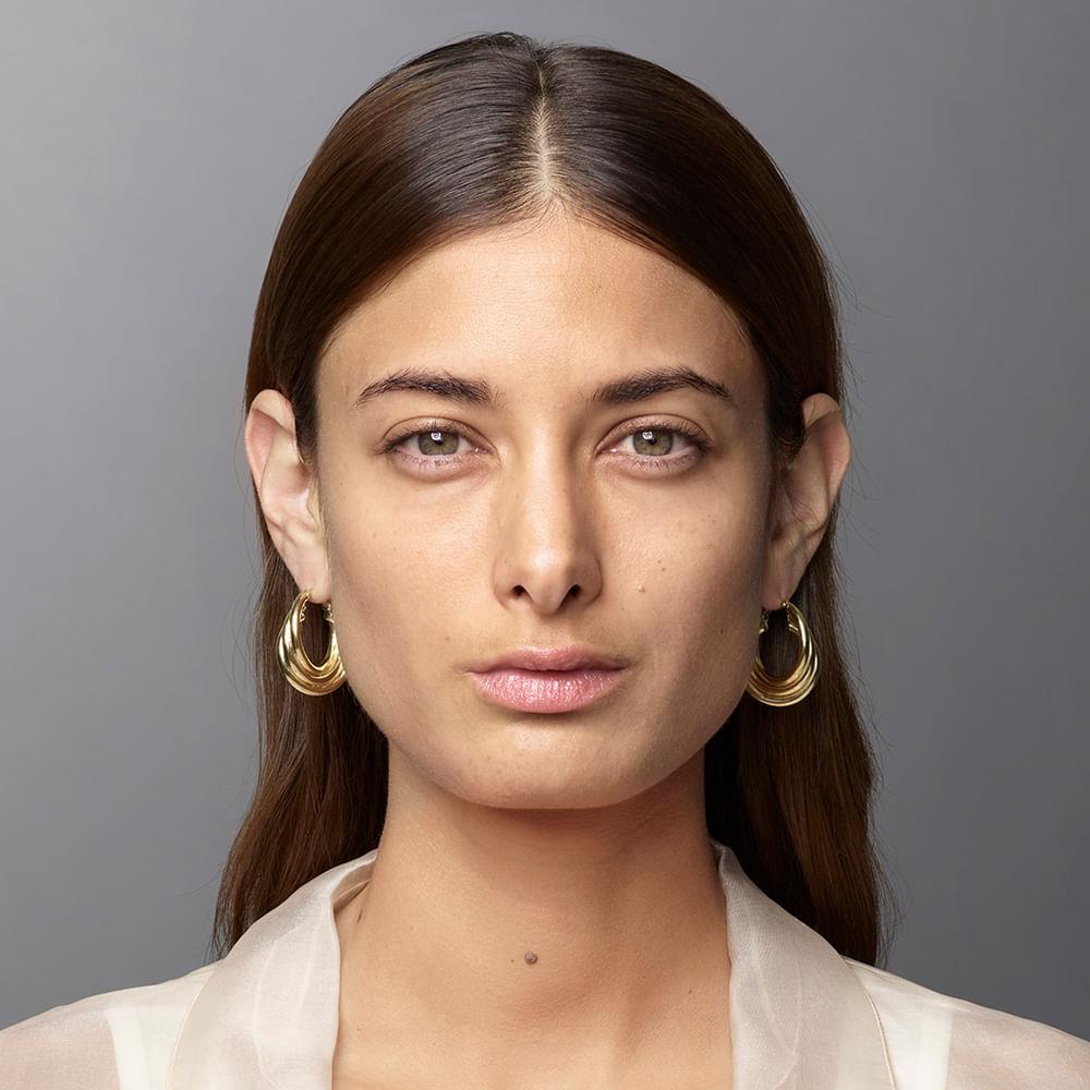 Base em Bastão Cremosa Luminosa Lancôme Teint Idole Ultra Wear Stick Foundation Beige Nature 04 9,5 g Base em Bastão Cremosa Luminosa Lancôme Teint Idole Ultra Wear Stick Foundation Beige Nature 04 9,5 g