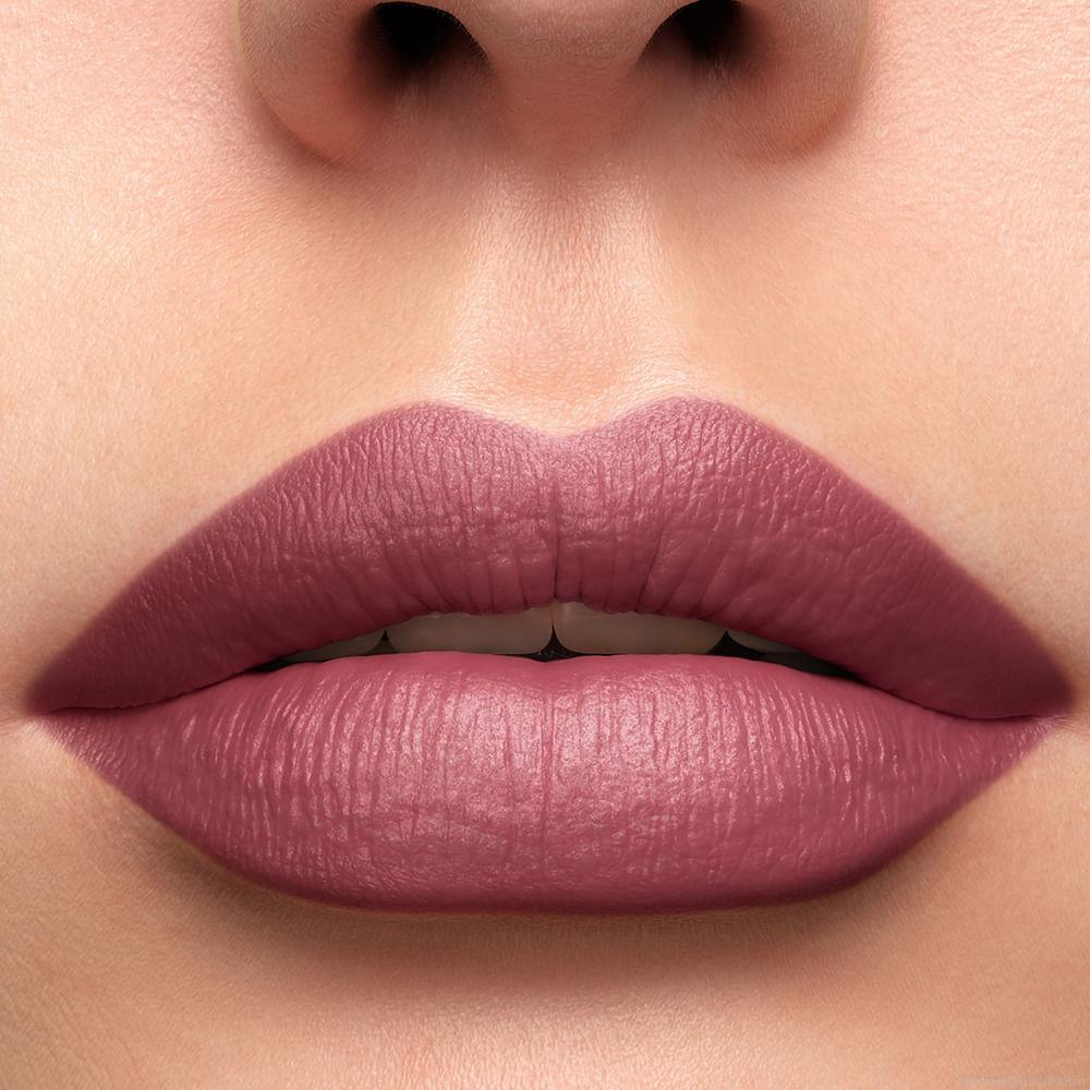 Batom Cremoso Matte Lancôme L'Absolu Rouge Drama Matte Merci Simone 290 3,5 g Batom Cremoso Matte Lancôme L'Absolu Rouge Drama Matte Merci Simone 290 3,5 g