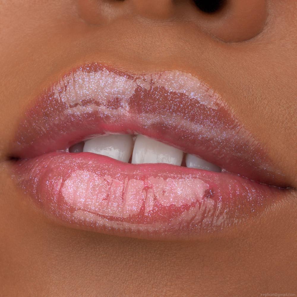 Gloss Labial Líquido Cintilante Essence Juicy Bomb 105 Bouncy Bubblegum 10 ml Gloss Labial Líquido Cintilante Essence Juicy Bomb 105 Bouncy Bubblegum 10 ml
