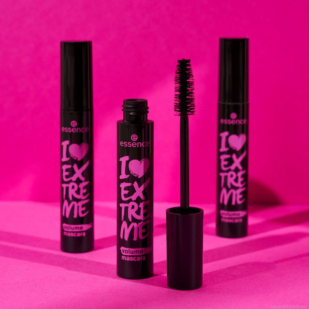 Máscara para Cílios de Volume Essence I Love Extreme Preto 12 ml Máscara para Cílios de Volume Essence I Love Extreme Preto 12 ml