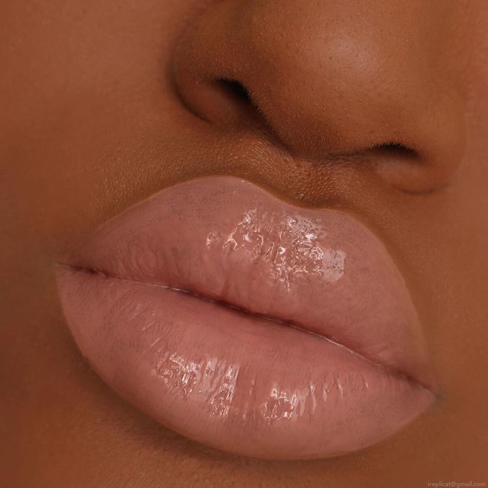 Gloss Labial Líquido Matte Bruna Tavares BT Gloss Denise 6 ml Gloss Labial Líquido Matte Bruna Tavares BT Gloss Denise 6 ml