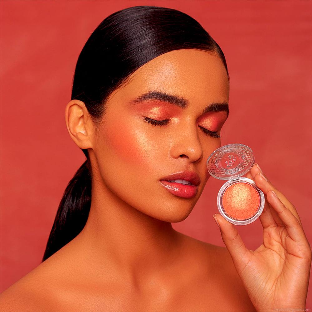 Blush Compacto em Pó Bruna Tavares BT Shimmer Madagascar 5 g Blush Compacto em Pó Bruna Tavares BT Shimmer Madagascar 5 g
