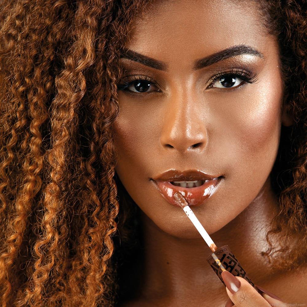 Gloss Labial Líquido de Volume Fran by Franciny Ehlke ChocoChilli Edição Limitada Marrom 3,3 g Gloss Labial Líquido de Volume Fran by Franciny Ehlke ChocoChilli Edição Limitada Marrom 3,3 g