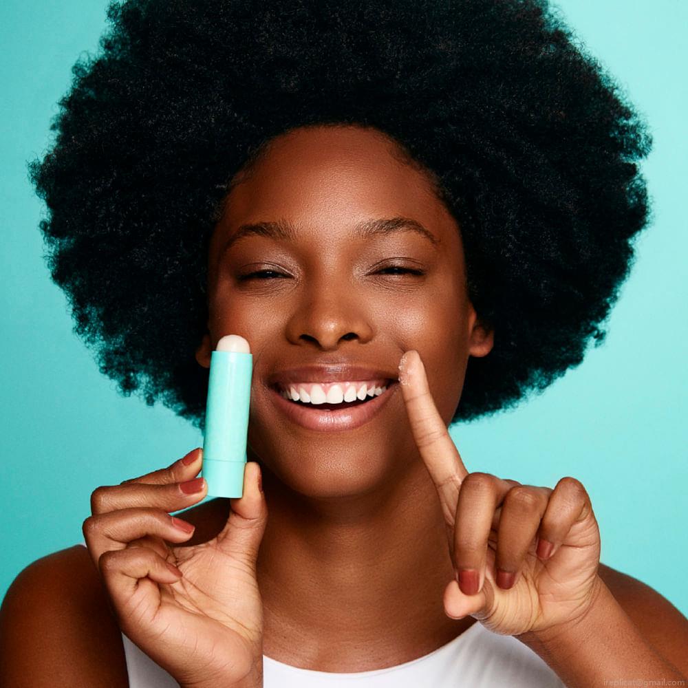 Lip Balm de Esfoliação Fran By Franciny Ehlke Scrub Stick Bamboo 6,2 g Lip Balm de Esfoliação Fran By Franciny Ehlke Scrub Stick Bamboo 6,2 g