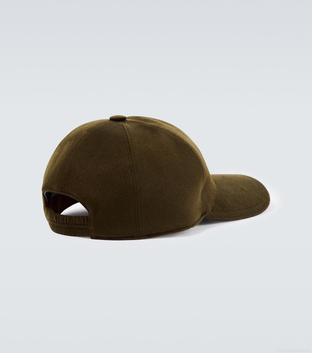 Loro PianaLogo cashmere velvet baseball cap Loro PianaLogo cashmere velvet baseball cap