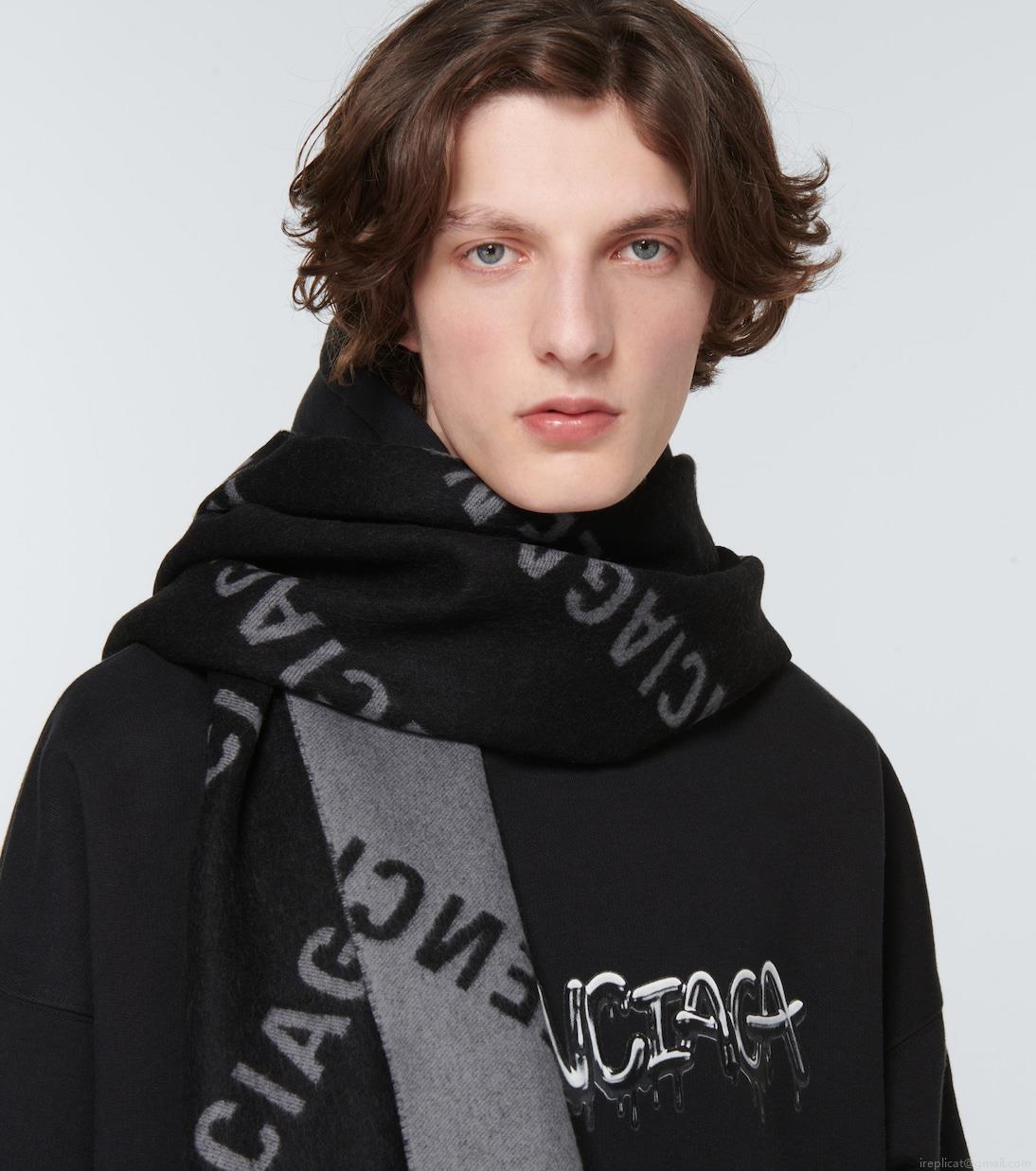 BalenciagaLogo wool scarf BalenciagaLogo wool scarf