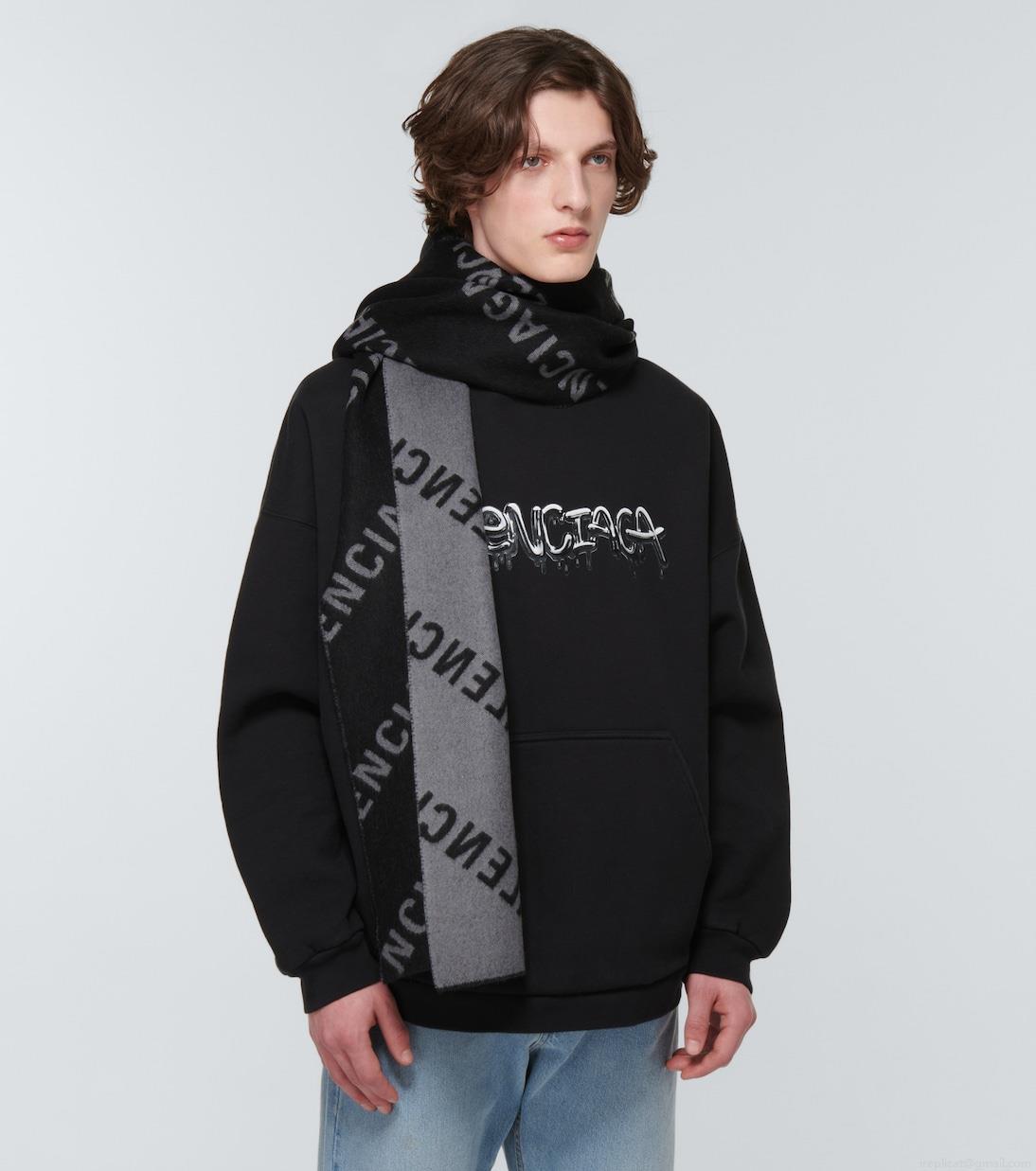 BalenciagaLogo wool scarf BalenciagaLogo wool scarf