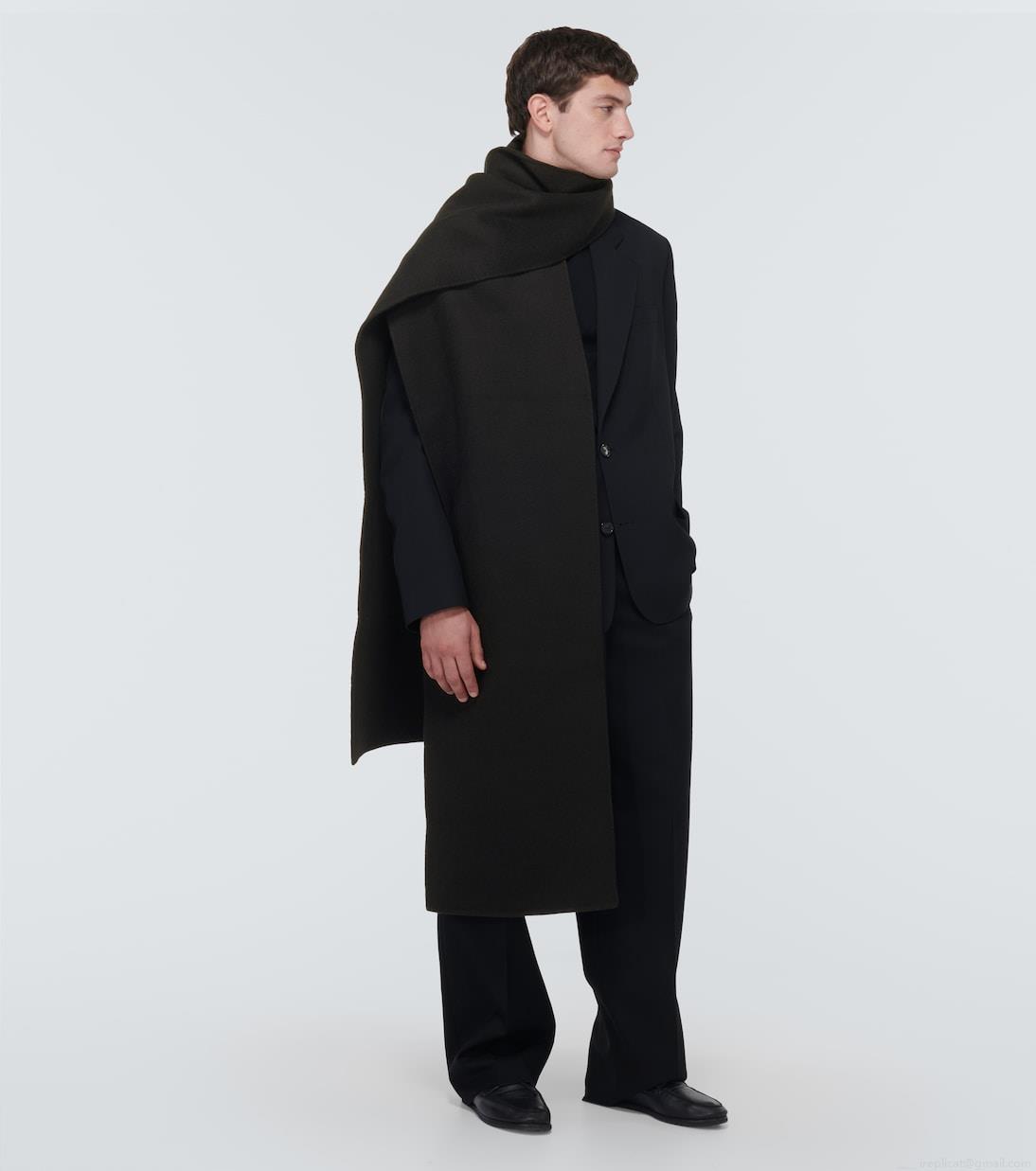 The RowGordie cashmere scarf The RowGordie cashmere scarf