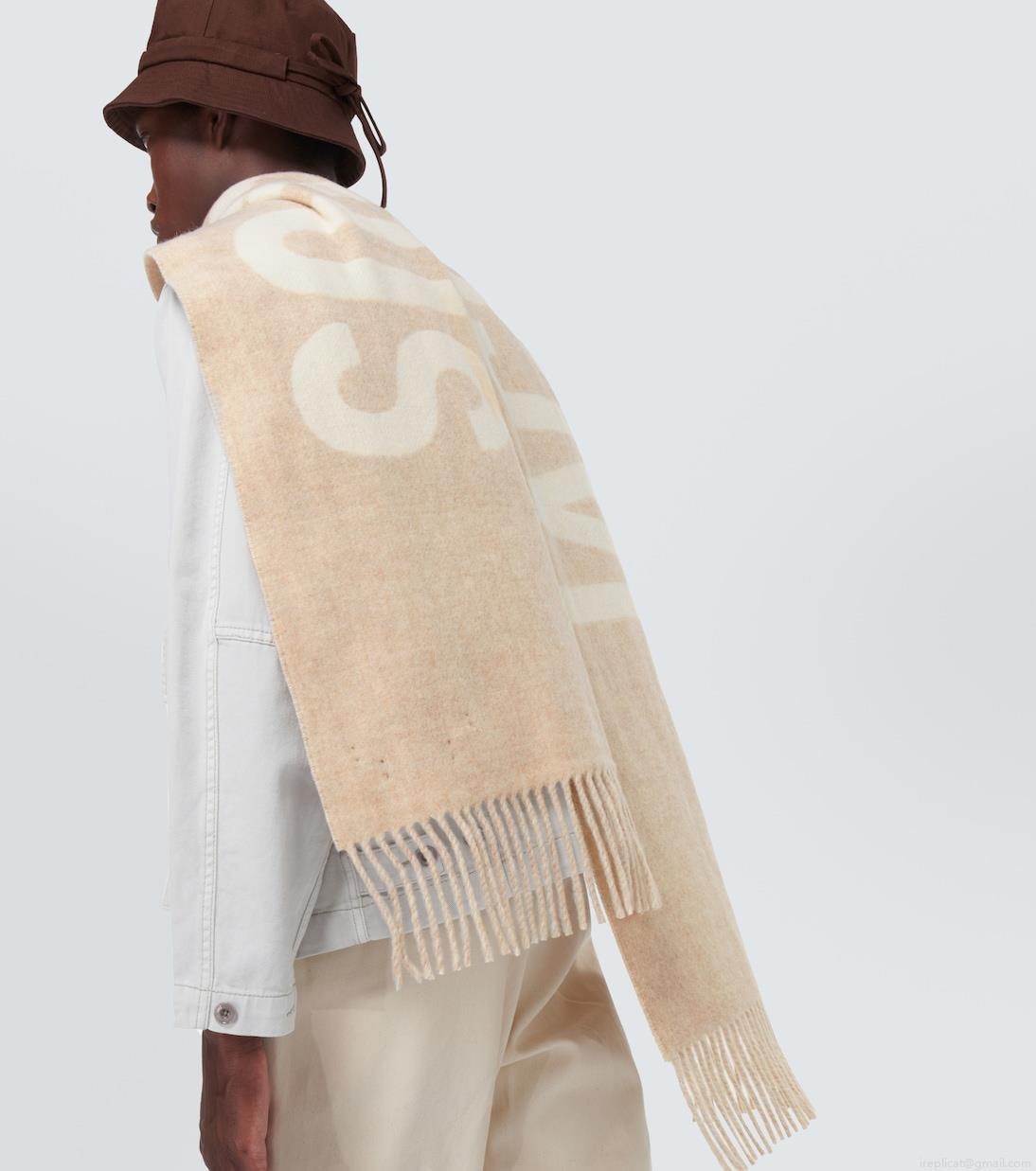 JacquemusL\'Écharpefringed virgin wool scarf JacquemusL\'Écharpefringed virgin wool scarf