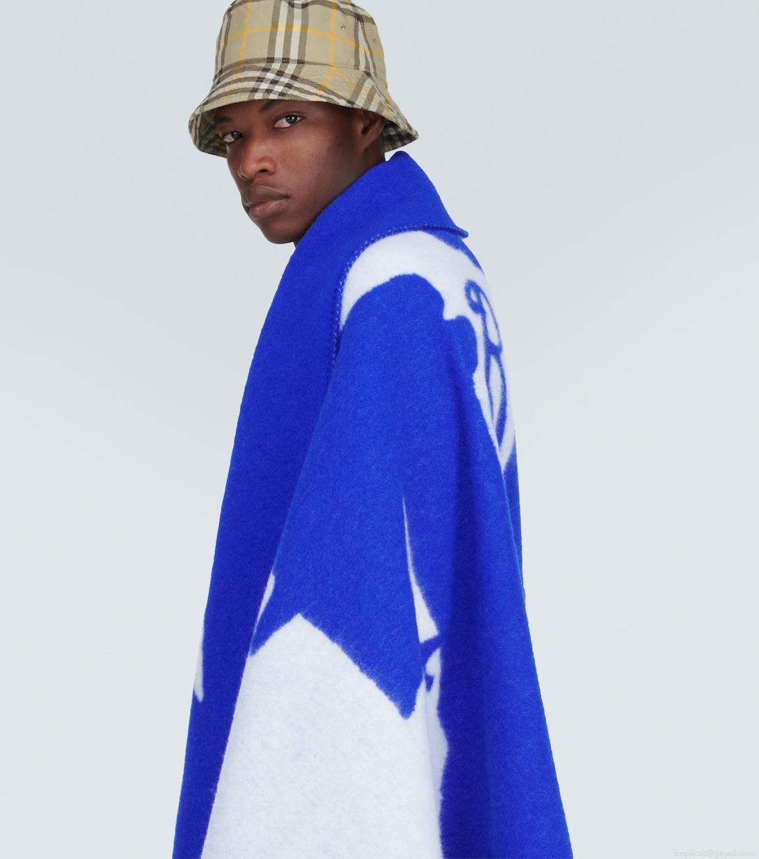 BurberryEKD wool blanket BurberryEKD wool blanket
