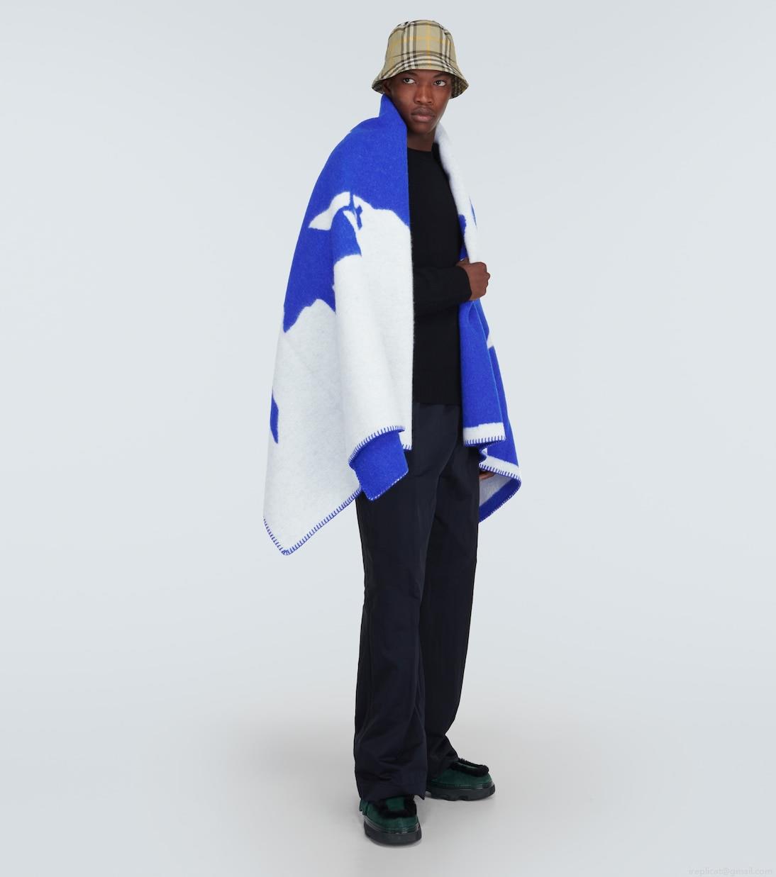 BurberryEKD wool blanket BurberryEKD wool blanket