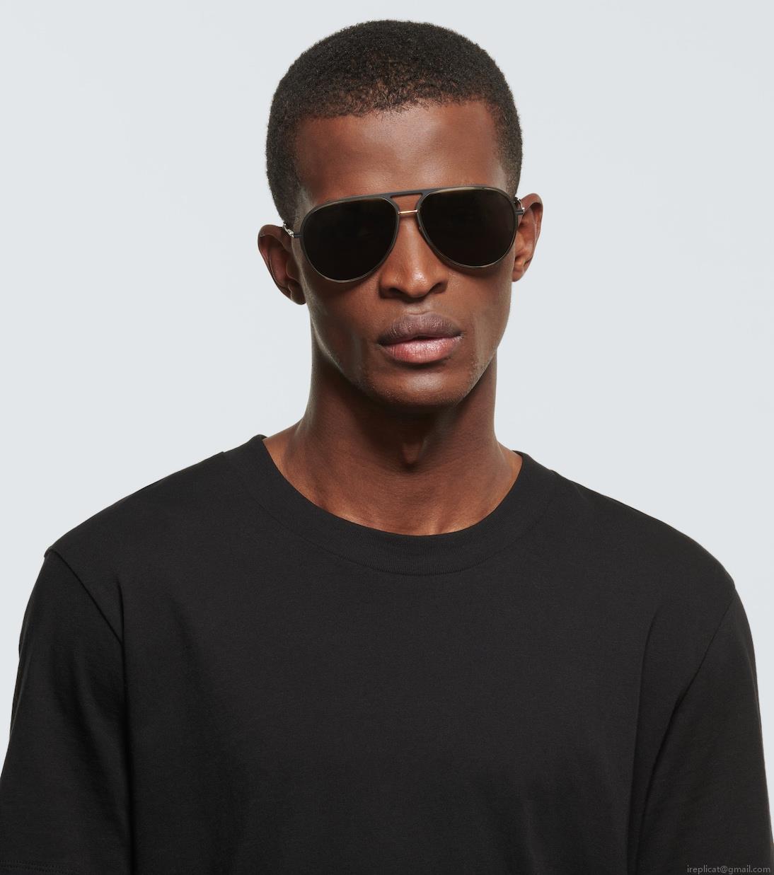 Dior EyewearDiorEssential A2U sunglasses Dior EyewearDiorEssential A2U sunglasses