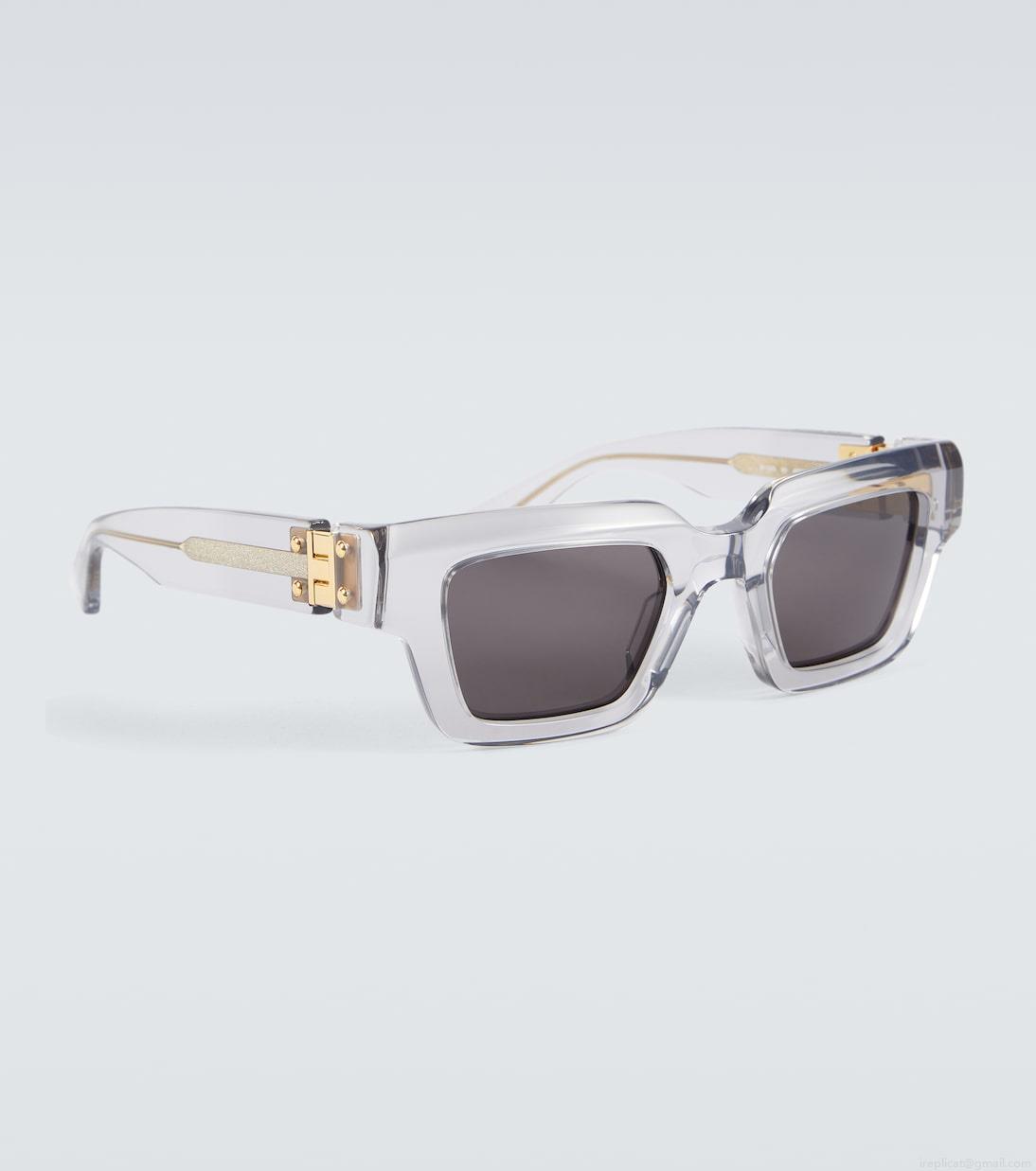 Bottega VenetaUnapologetic rectangular sunglasses Bottega VenetaUnapologetic rectangular sunglasses