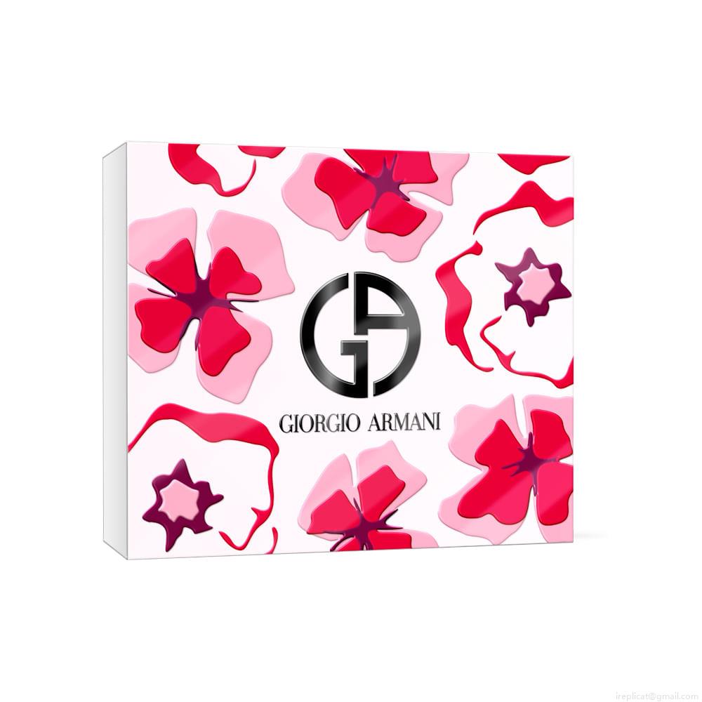 Kit Perfume Giorgio Armani Sí Intense Eau de Parfum Feminino 100 ml + Miniatura 15 ml + Loção 50 ml Kit Perfume Giorgio Armani Sí Intense Eau de Parfum Feminino 100 ml + Miniatura 15 ml + Loção 50 ml