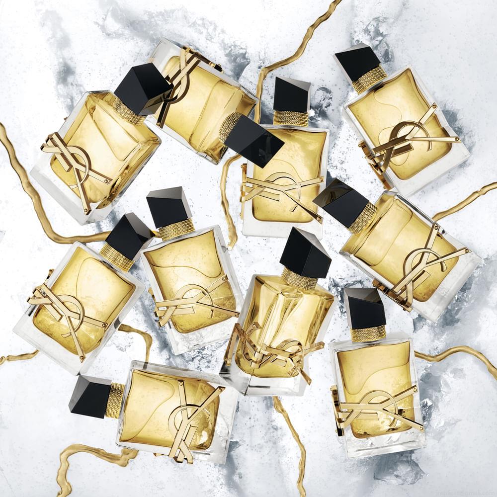 Kit Perfume Yves Saint Laurent Libre Eau de Parfum Feminino 90 ml + Máscara De Cílios + Loção 50 ml Kit Perfume Yves Saint Laurent Libre Eau de Parfum Feminino 90 ml + Máscara De Cílios + Loção 50 ml