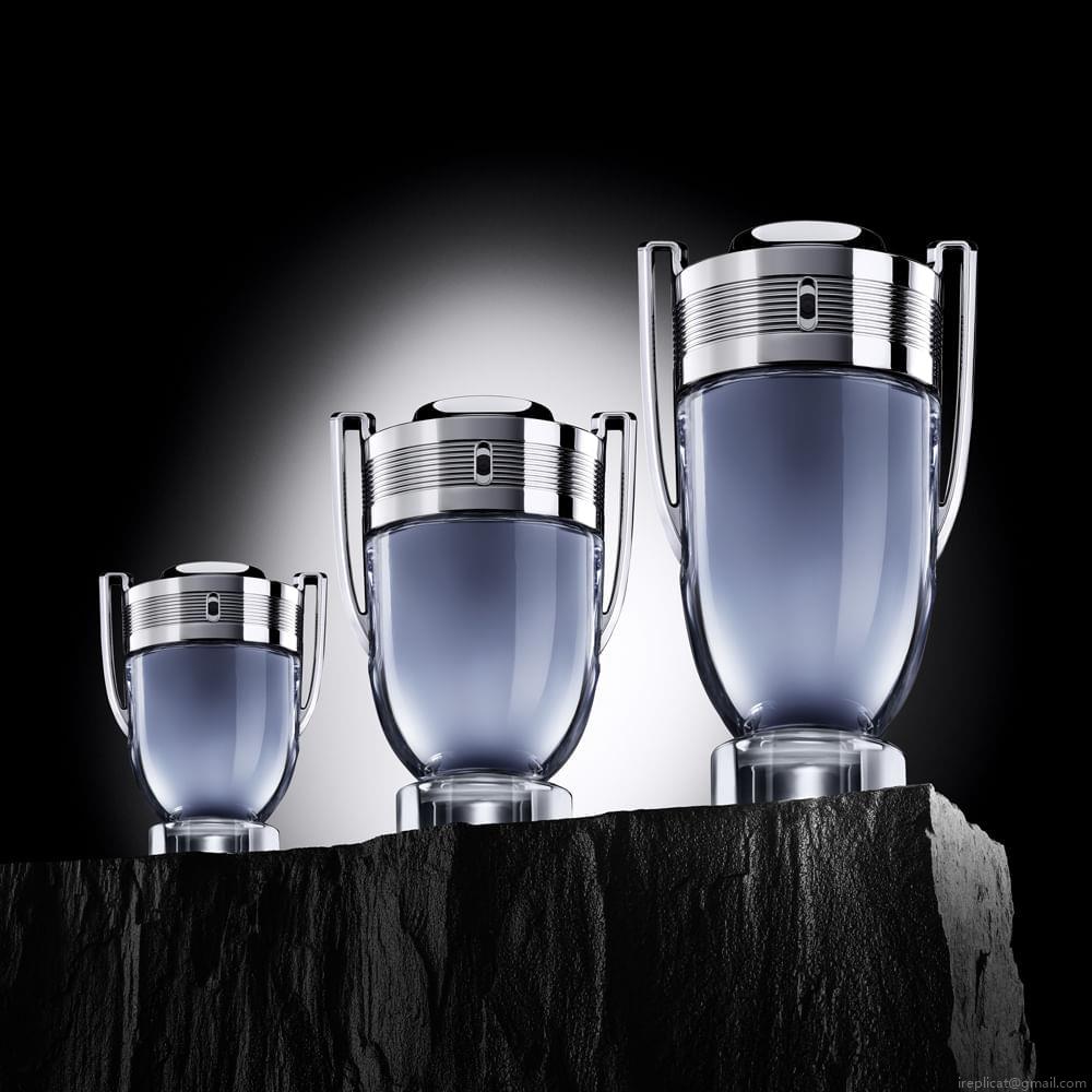 Perfume Paco Rabanne Invictus Masculino Eau de Toilette 15 ml Perfume Paco Rabanne Invictus Masculino Eau de Toilette 15 ml