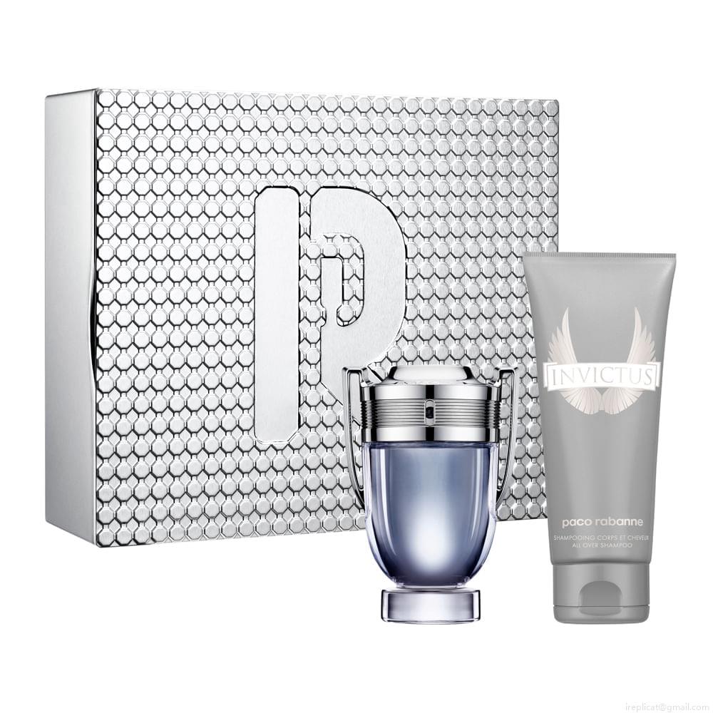 Kit Perfume Paco Rabanne Invictus Masculino Eau de Toilette 100 ml + Shampoo 100 ml Kit Perfume Paco Rabanne Invictus Masculino Eau de Toilette 100 ml + Shampoo 100 ml