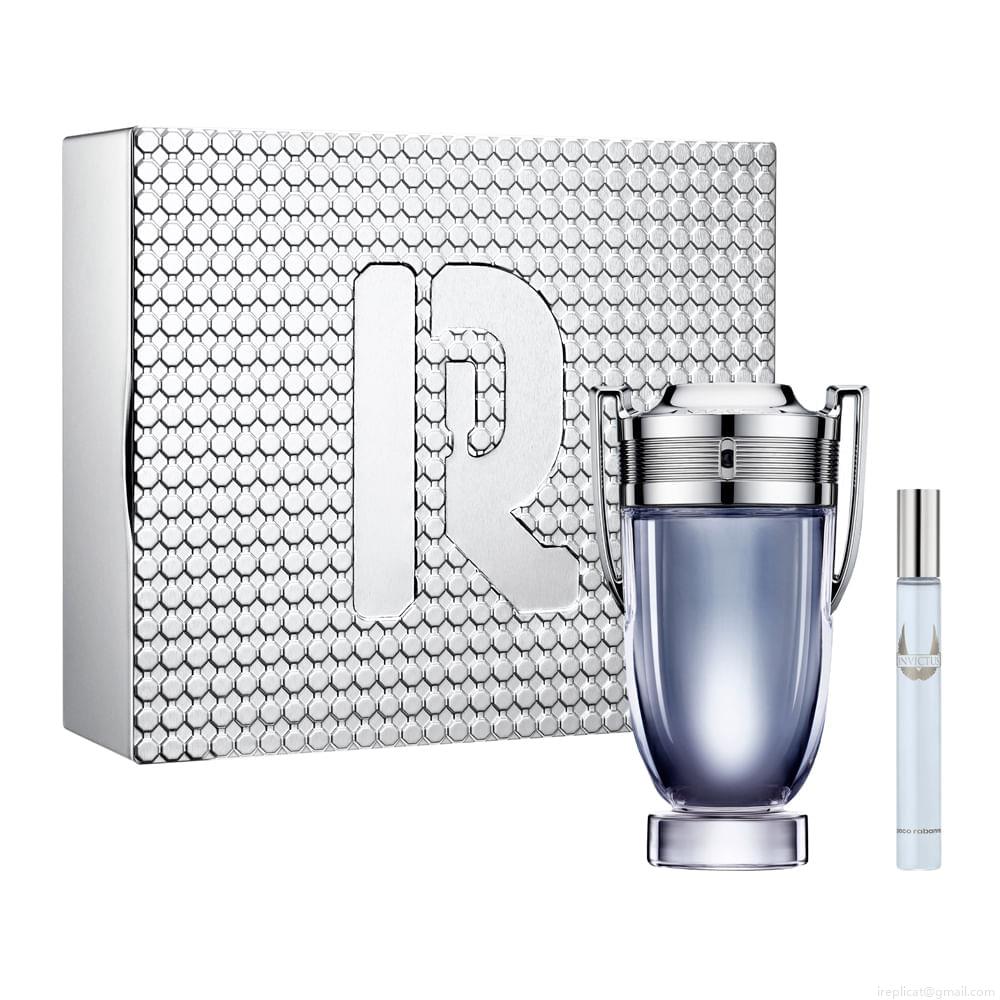 Kit Perfume Paco Rabanne Invictus Masculino Eau de Toilette 200 ml + Miniatura 10 ml Kit Perfume Paco Rabanne Invictus Masculino Eau de Toilette 200 ml + Miniatura 10 ml