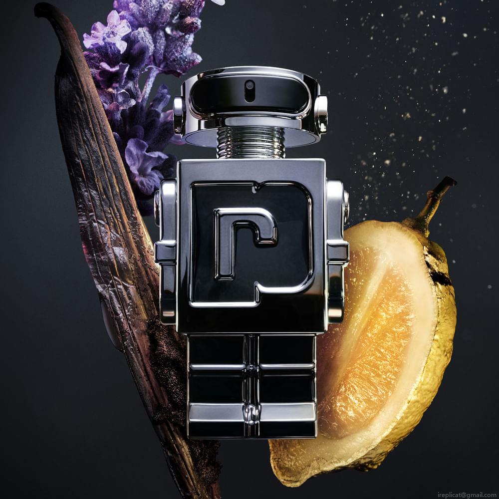 Perfume Paco Rabanne Phantom Masculino Eau de Toilette 15 ml Perfume Paco Rabanne Phantom Masculino Eau de Toilette 15 ml