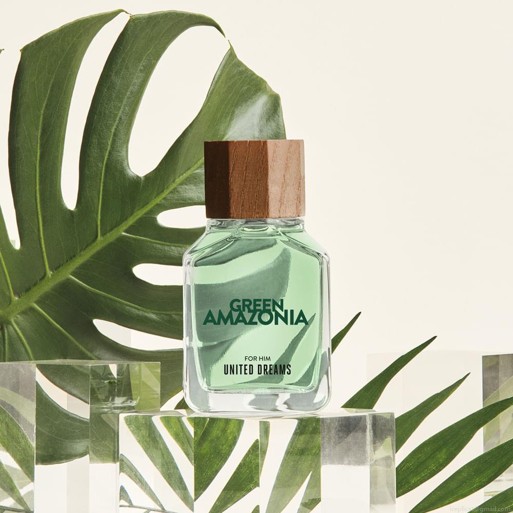 Perfume United Colors Of Benetton Dreams Green Amazonia Masculino Eau de Toilette 100 ml Perfume United Colors Of Benetton Dreams Green Amazonia Masculino Eau de Toilette 100 ml