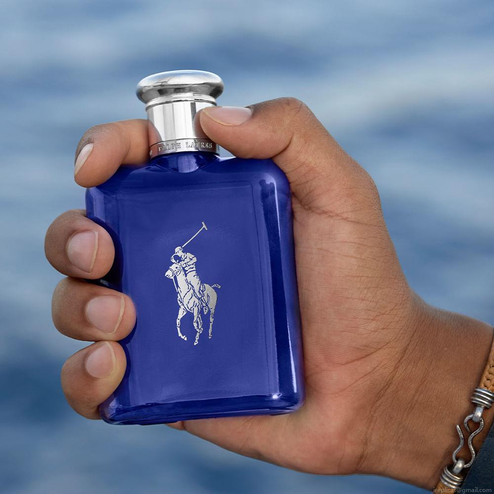 Kit Perfume Ralph Lauren Polo Blue Masculino Eau de Toilette 125ml + Necessaire Kit Perfume Ralph Lauren Polo Blue Masculino Eau de Toilette 125ml + Necessaire