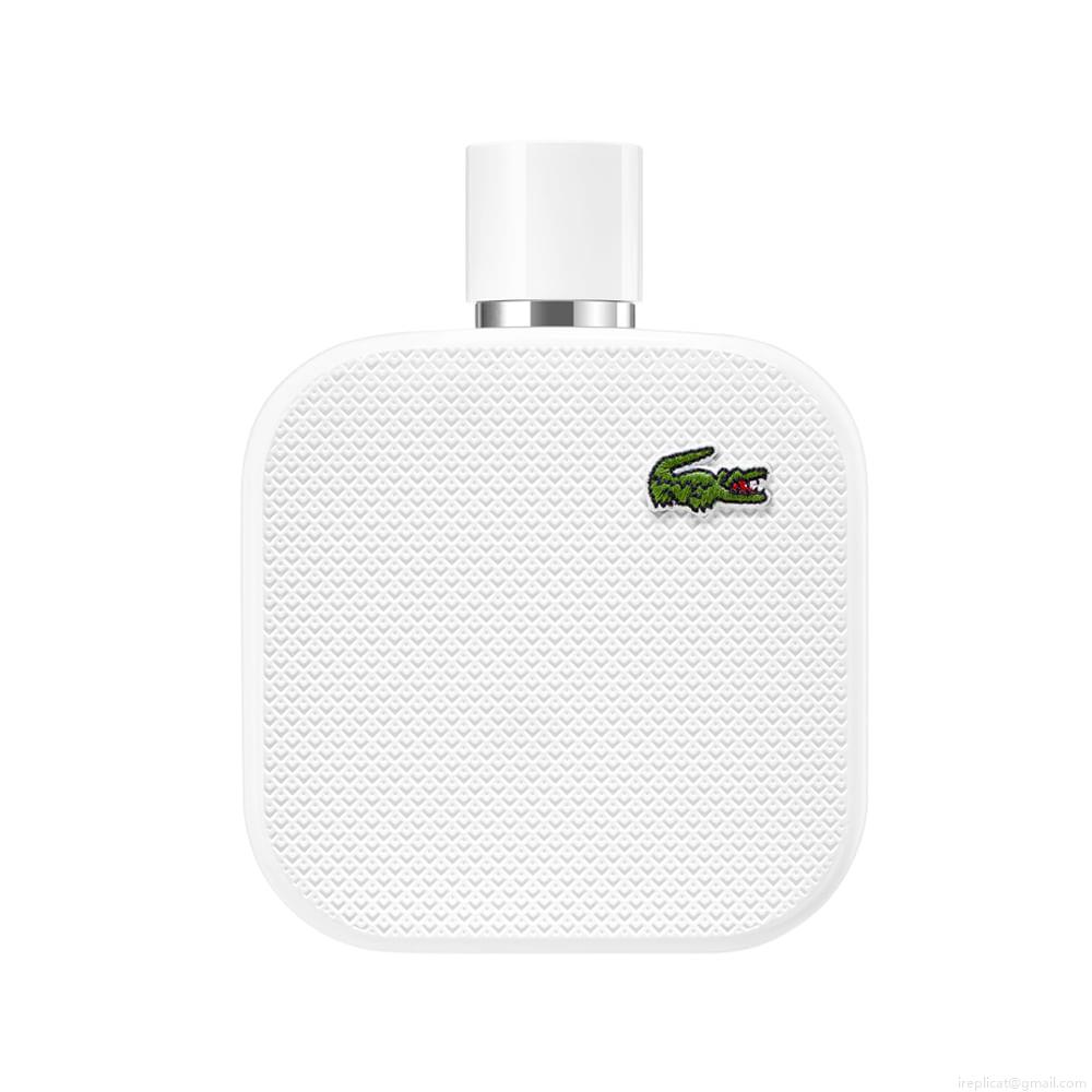 Perfume Lacoste Blanc L.12.12 Eau de Toilette Masculino 175 ml Perfume Lacoste Blanc L.12.12 Eau de Toilette Masculino 175 ml