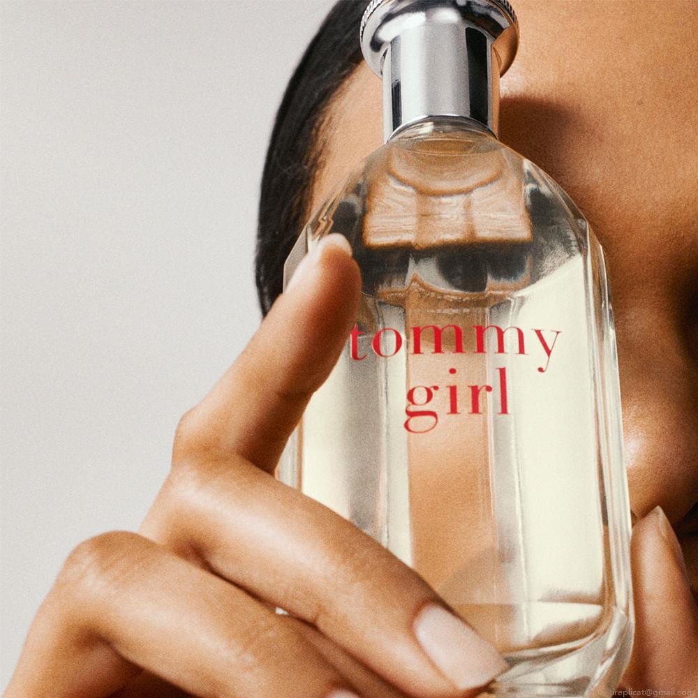 Perfume Tommy Hilfiger Girl Feminino Eau de Toilette 50 ml Perfume Tommy Hilfiger Girl Feminino Eau de Toilette 50 ml