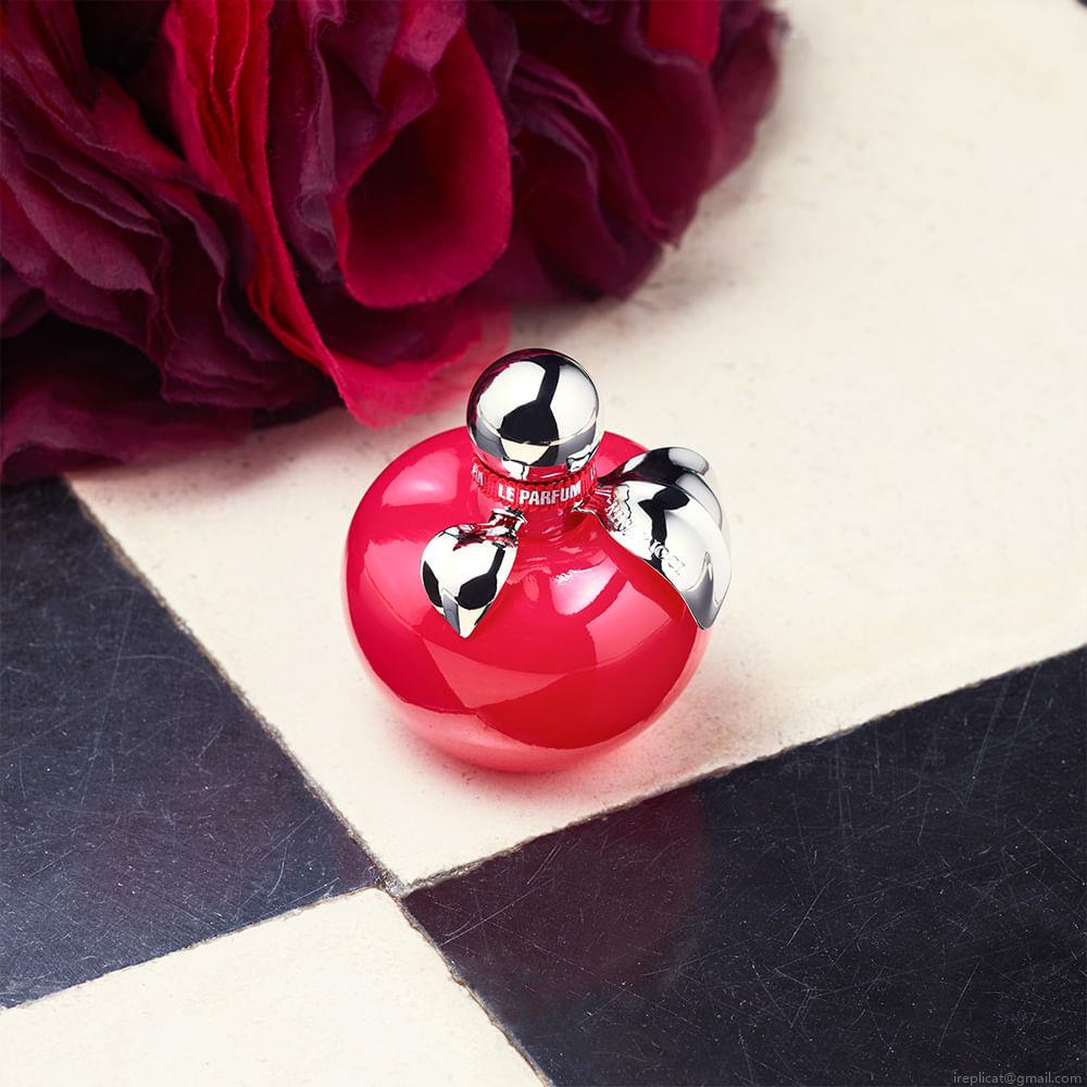 Perfume Nina Ricci Nina Le Parfum Feminino Eau de Parfum 50 ml Perfume Nina Ricci Nina Le Parfum Feminino Eau de Parfum 50 ml