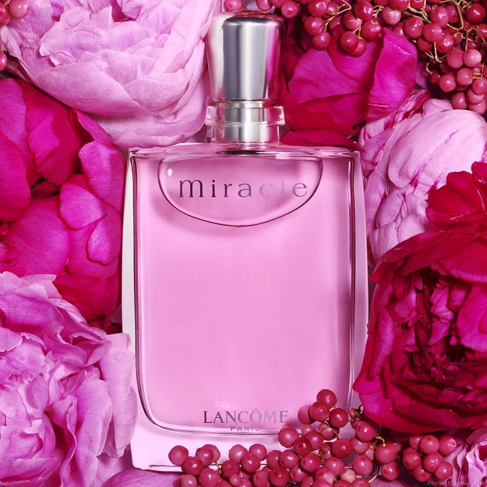 Perfume Lancôme Miracle Feminino Eau de Parfum 50 ml Perfume Lancôme Miracle Feminino Eau de Parfum 50 ml