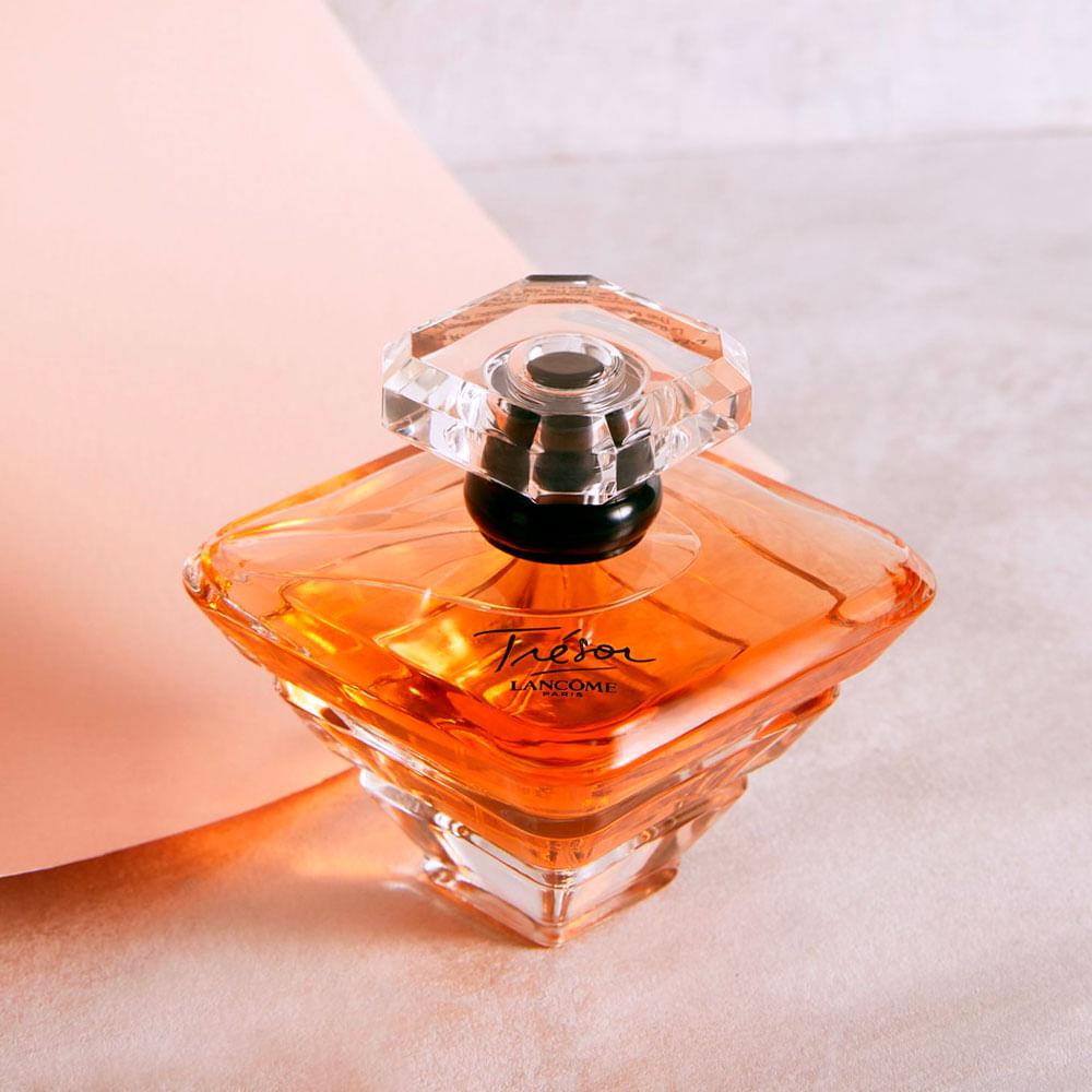 Perfume Lancôme Trésor Feminino Eau de Parfum 30 ml Perfume Lancôme Trésor Feminino Eau de Parfum 30 ml