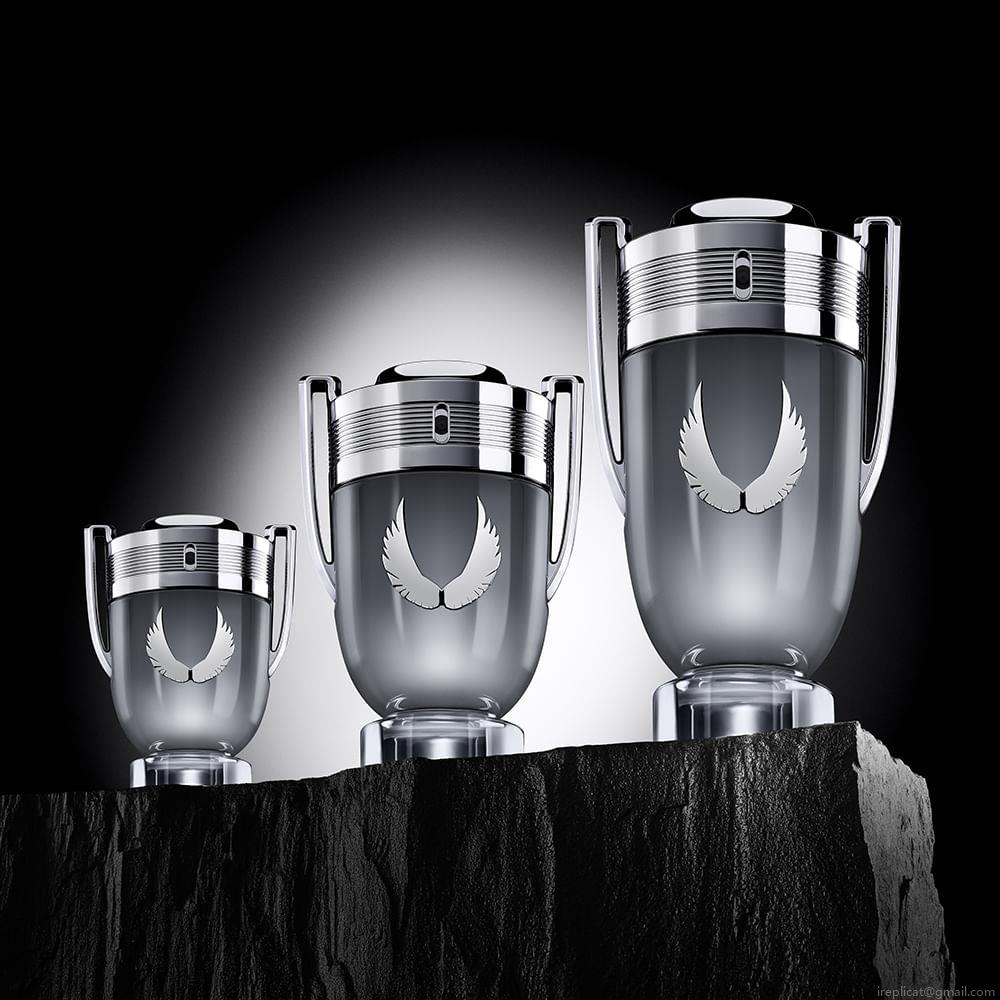 Perfume Paco Rabanne Invictus Platinum Masculino Eau de Parfum 100 ml Perfume Paco Rabanne Invictus Platinum Masculino Eau de Parfum 100 ml