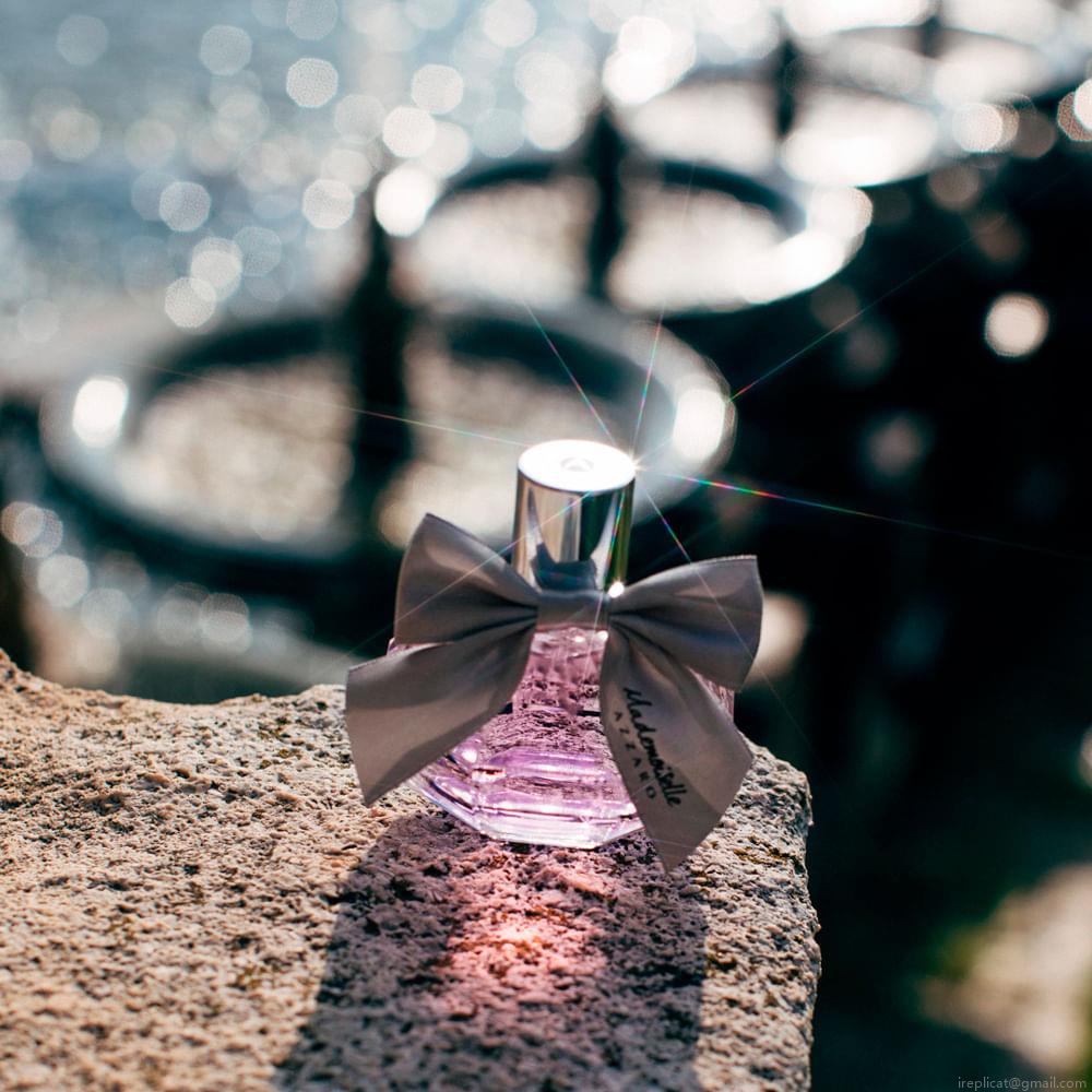 Perfume Azzaro Mademoiselle Feminino Eau de Toilette 50 ml Perfume Azzaro Mademoiselle Feminino Eau de Toilette 50 ml