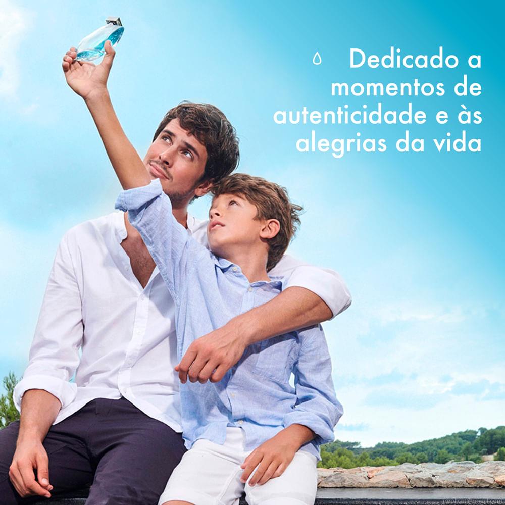 Perfume Azzaro Chrome Masculino Eau de Toilette 100 ml Perfume Azzaro Chrome Masculino Eau de Toilette 100 ml
