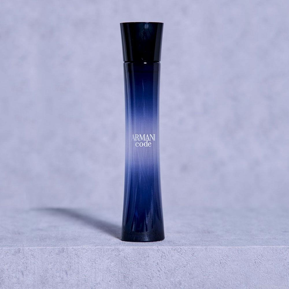 Perfume Giorgio Armani Code Feminino Eau de Parfum 30 ml Perfume Giorgio Armani Code Feminino Eau de Parfum 30 ml