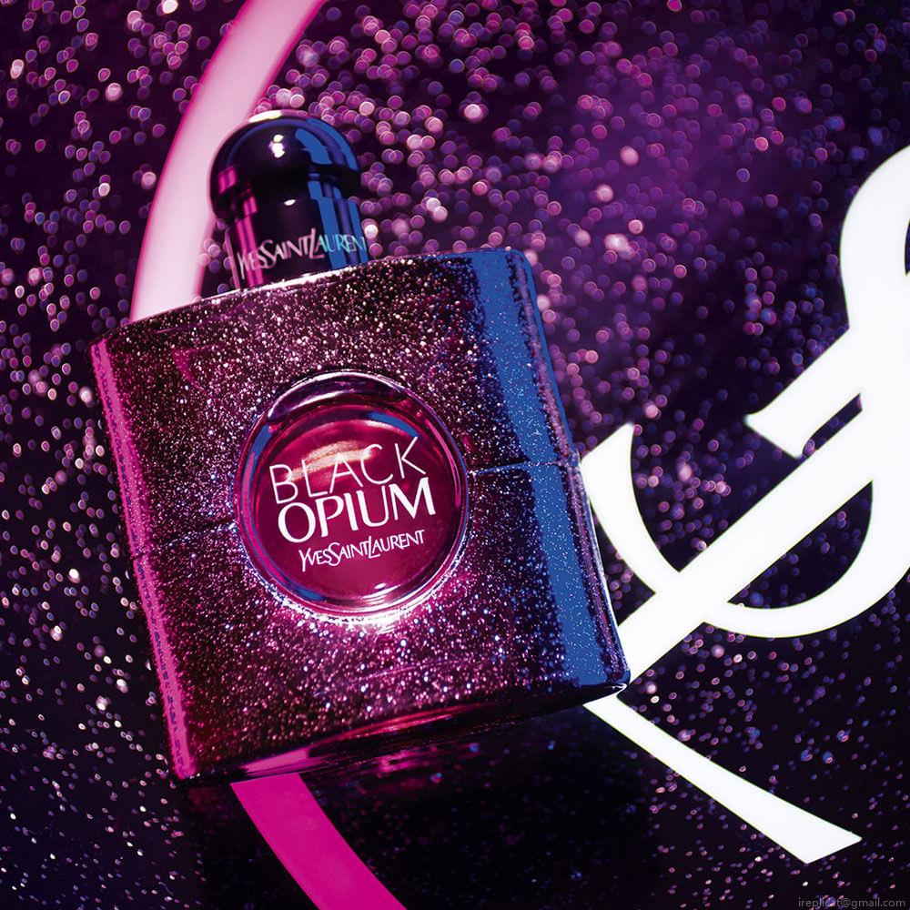 Perfume Yves Saint Laurent Black Opium Feminino Eau de Parfum 90 ml Perfume Yves Saint Laurent Black Opium Feminino Eau de Parfum 90 ml