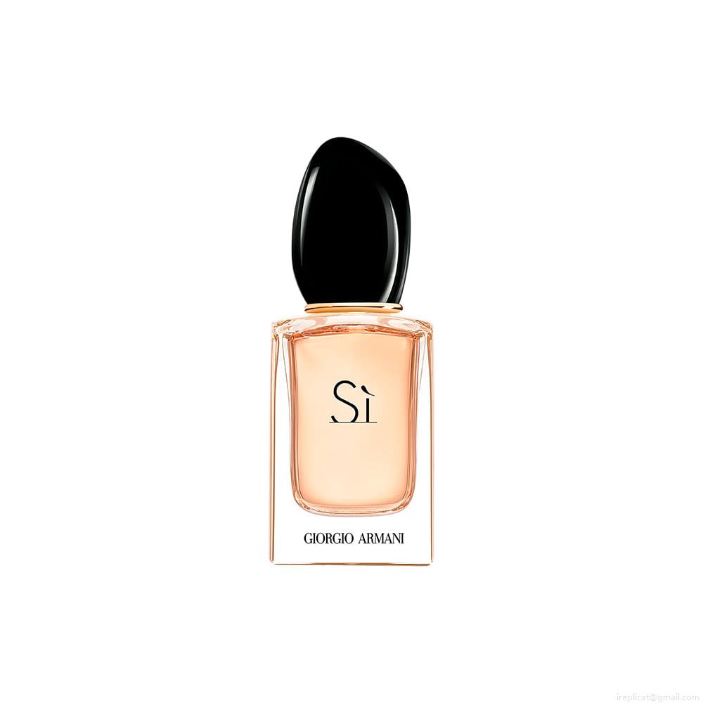 Perfume Giorgio Armani Sì Feminino Eau de Parfum 30 ml Perfume Giorgio Armani Sì Feminino Eau de Parfum 30 ml