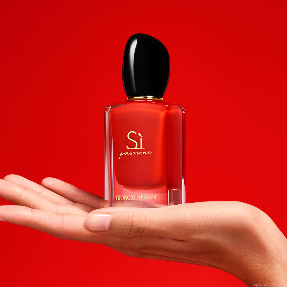 Perfume Giorgio Armani Sì Passione Feminino Eau de Parfum 100 ml Perfume Giorgio Armani Sì Passione Feminino Eau de Parfum 100 ml