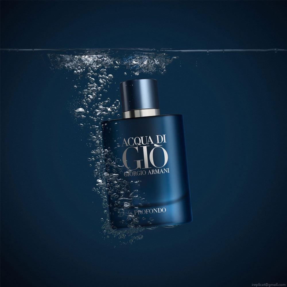 Perfume Giorgio Armani Acqua Di Giò Profondo Masculino Eau de Parfum 75 ml Perfume Giorgio Armani Acqua Di Giò Profondo Masculino Eau de Parfum 75 ml
